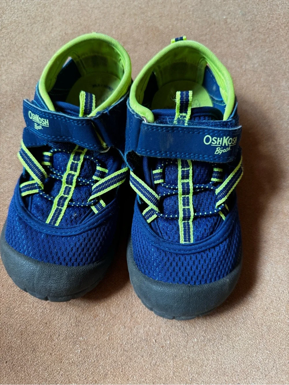 OshKosh B'gosh Navy and Lime Kids Sneakers with Hook-and-Loop Strap